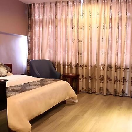 Fulante Theme Hotel Чжанцзяцзе Екстер'єр фото