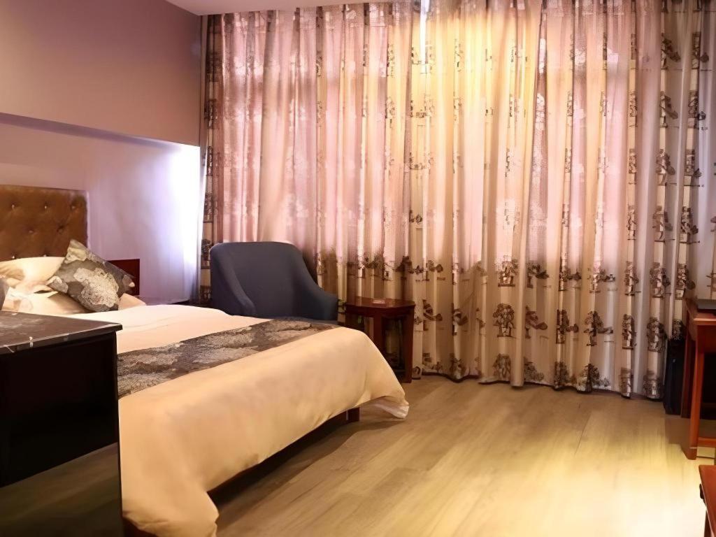 Fulante Theme Hotel Чжанцзяцзе Екстер'єр фото