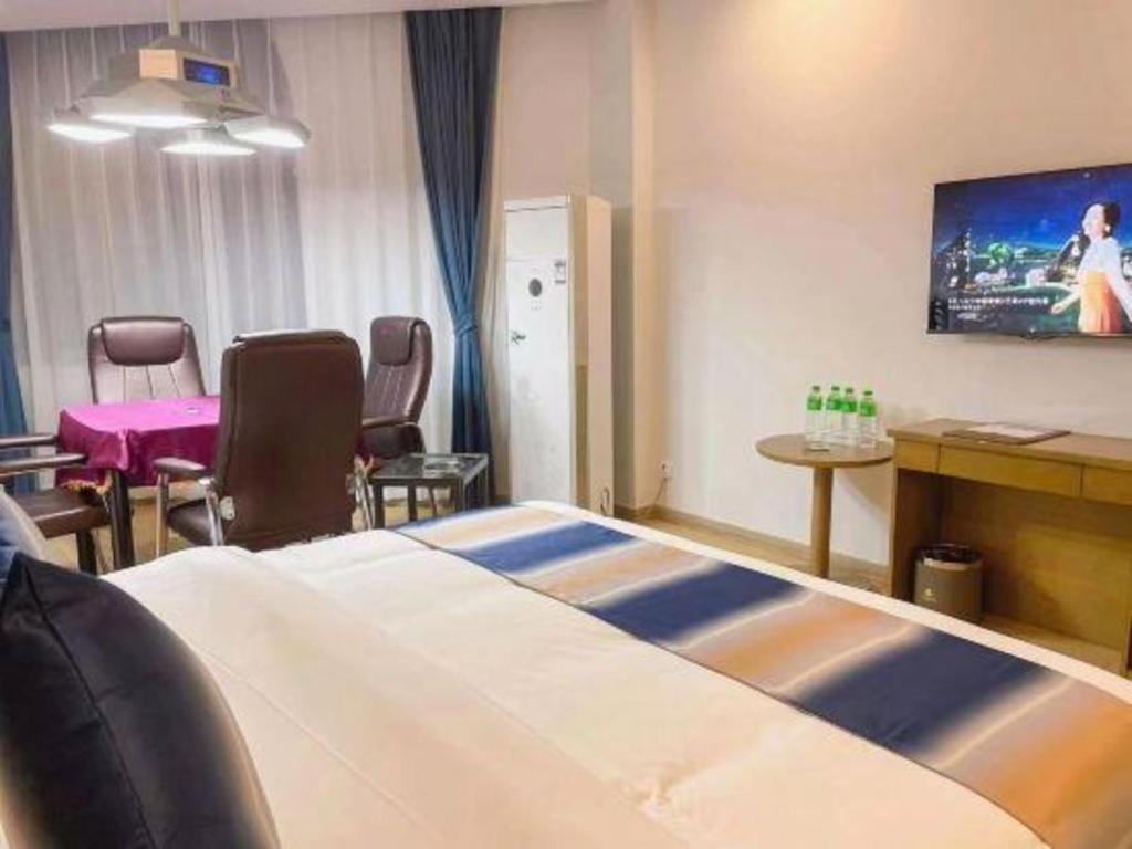 Fulante Theme Hotel Чжанцзяцзе Екстер'єр фото